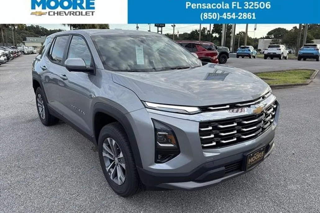 2026 Chevrolet Equinox LT photo 1