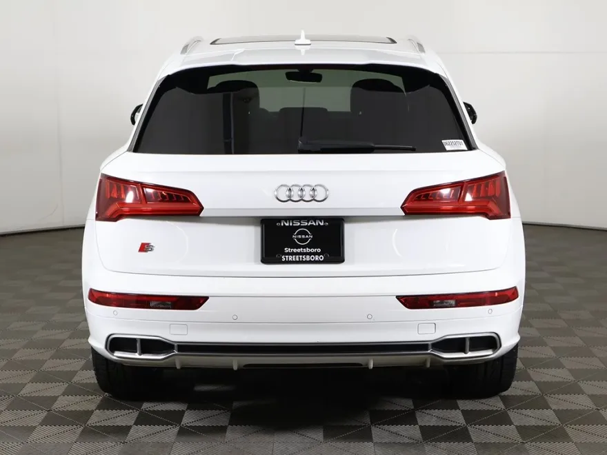 2018 Audi SQ5 Prestige photo 1