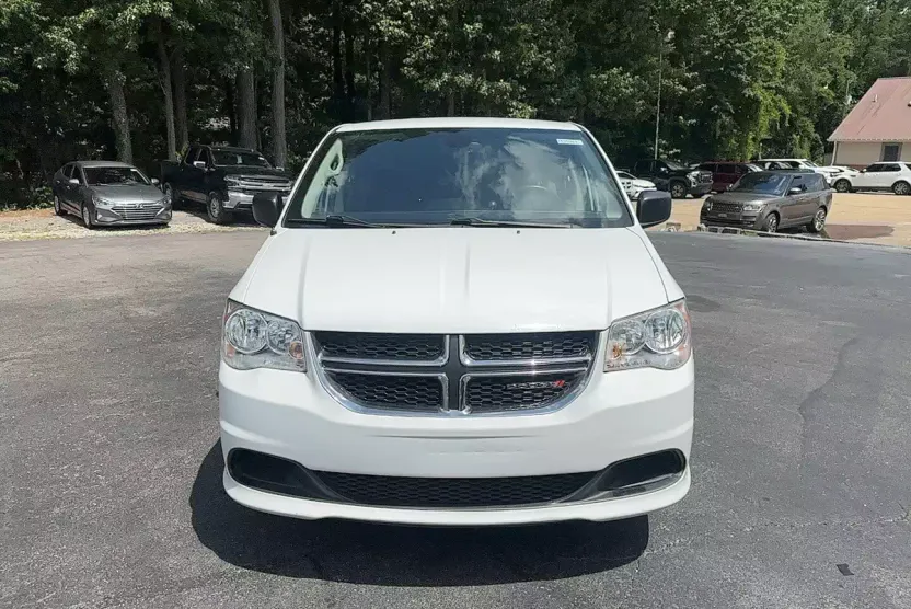 2018 Dodge Grand Caravan SE photo 1
