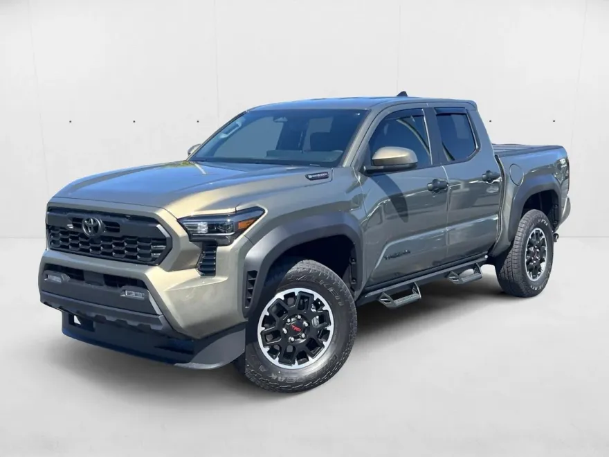 2025 Toyota Tacoma TRD Off-Road photo 1