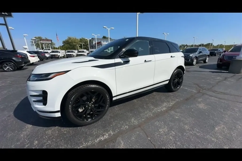 2022 Land Rover Range Rover Evoque R-Dynamic SE photo 1