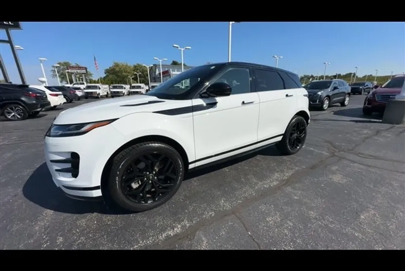 2022 Land Rover Range Rover Evoque R-Dynamic SE photo 1