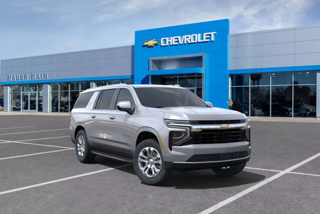 2025 Chevrolet Suburban LS photo 1