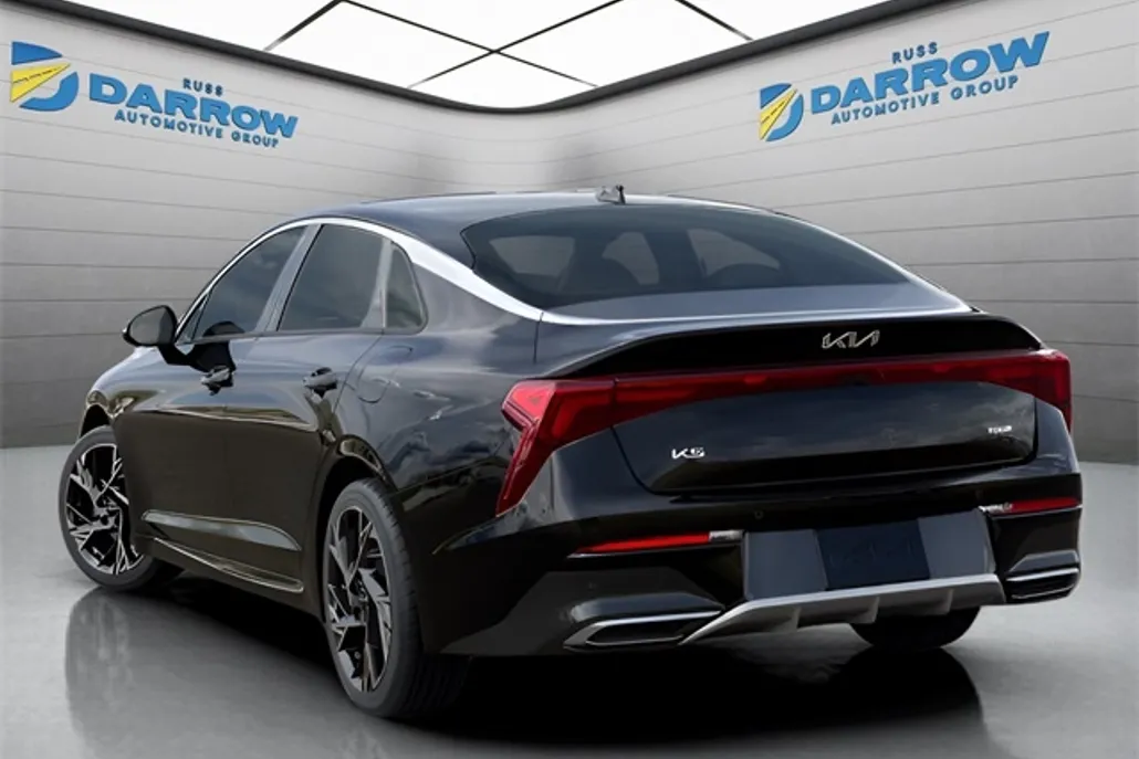 2025 Kia K5 GT-Line photo 1