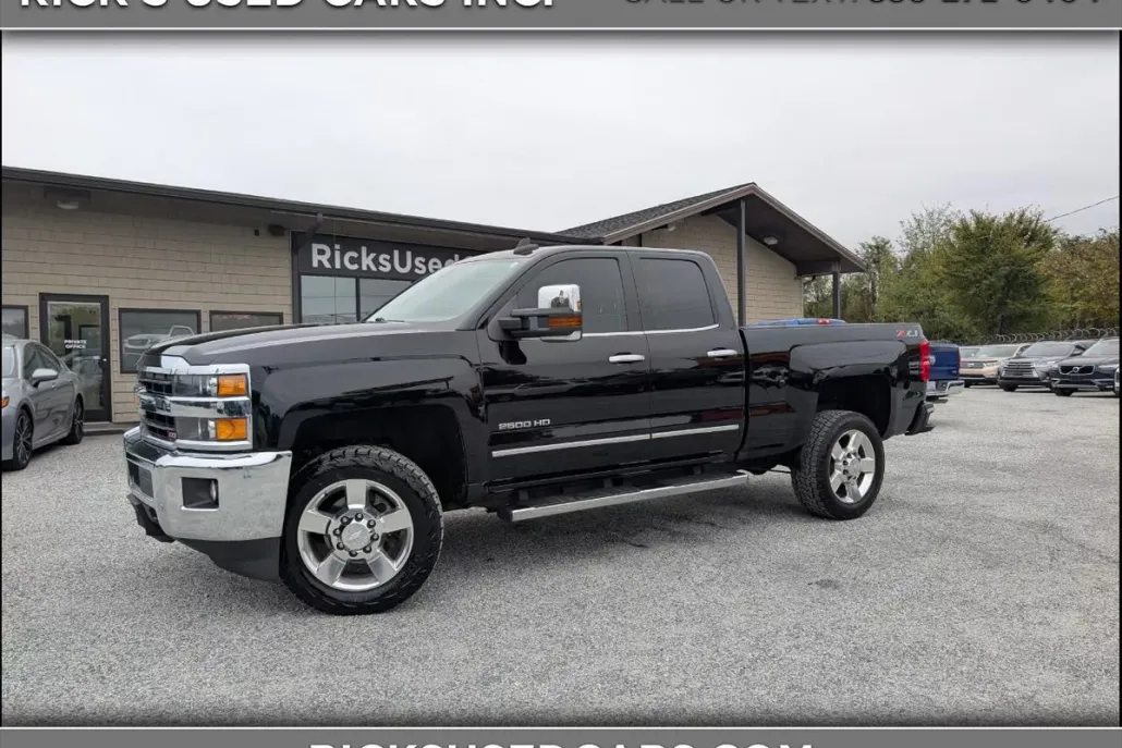 2018 Chevrolet Silverado 2500HD Z71 photo 1