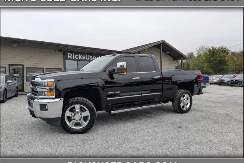2018 Chevrolet Silverado 2500HD Z71 photo 1