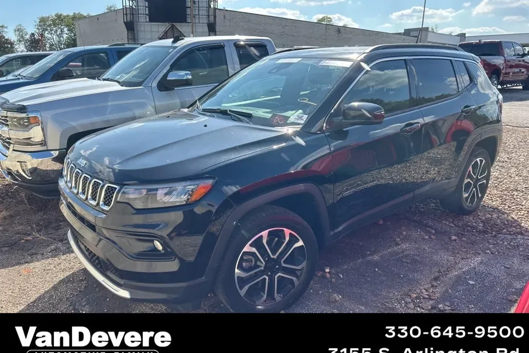 2024 Jeep Compass Limited photo 1