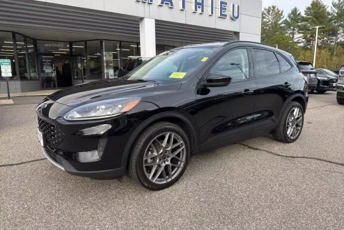 2020 Ford Escape SE Sport Hybrid photo 2