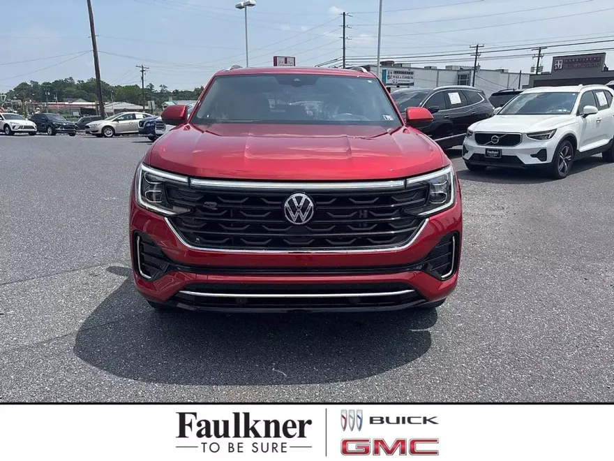 2024 Volkswagen Atlas Cross Sport SEL R-Line photo 1