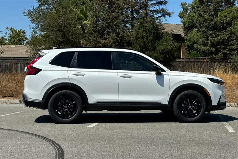 2026 Honda CR-V Hybrid Sport-L photo 1