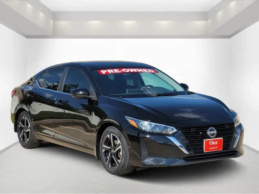 2024 Nissan Sentra SV photo 1