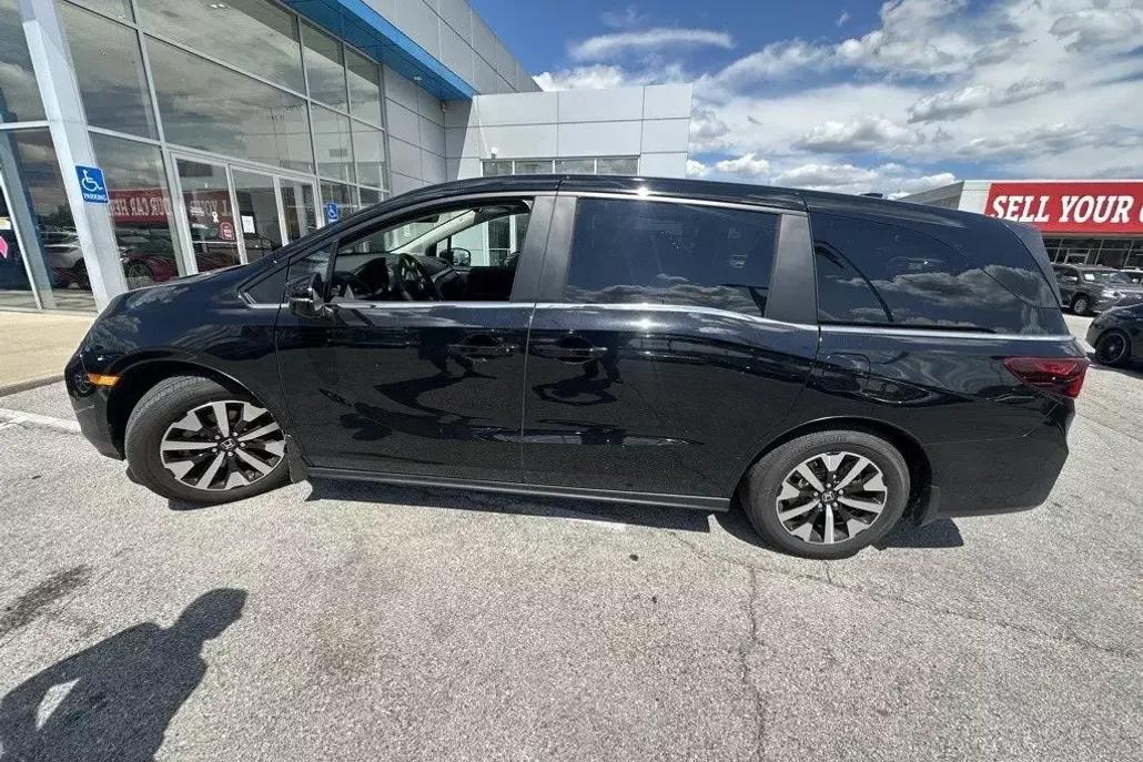 2025 Honda Odyssey EX-L photo 1