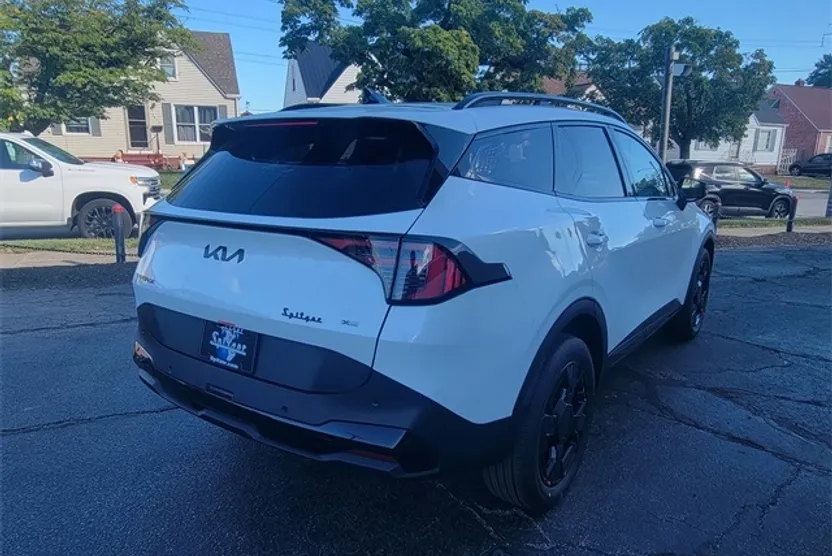 2026 Kia Sportage Hybrid photo 1