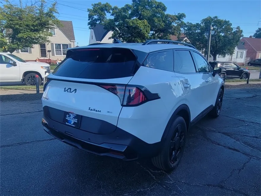 2026 Kia Sportage Hybrid photo 1