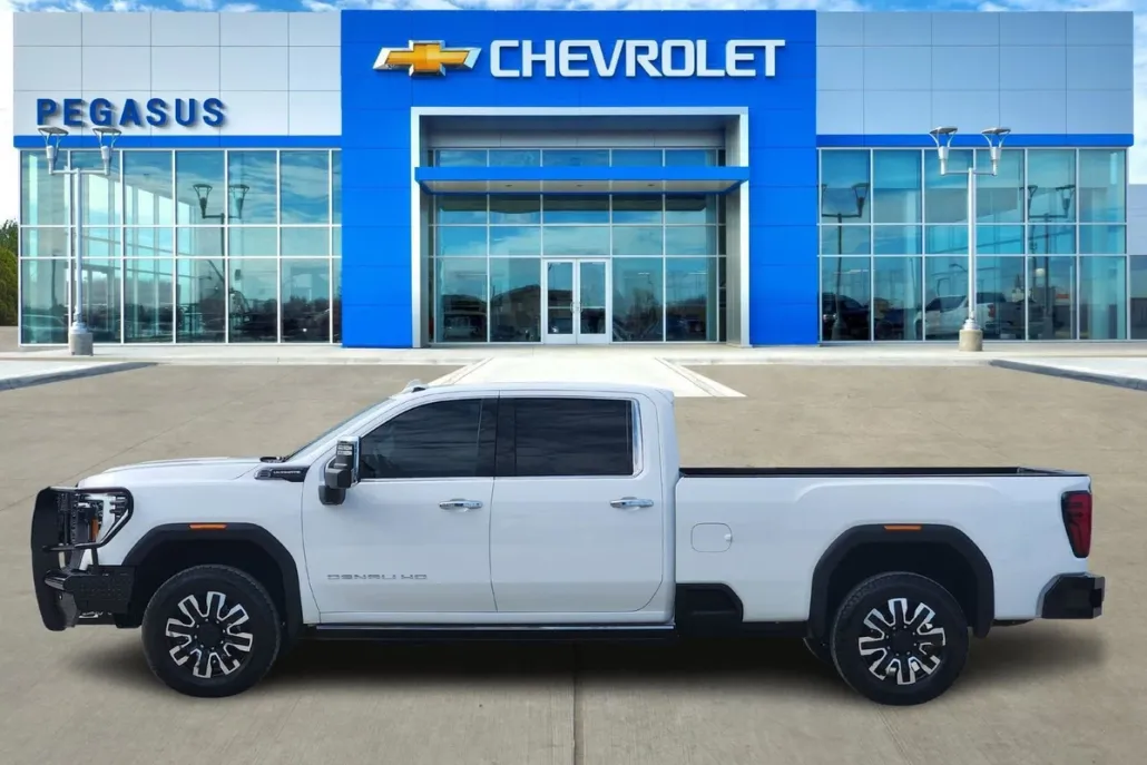 2024 Gmc Sierra 2500 HD Denali Ultimate photo 1