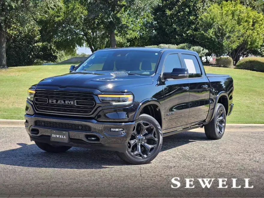 2023 Ram 1500 Limited photo 1