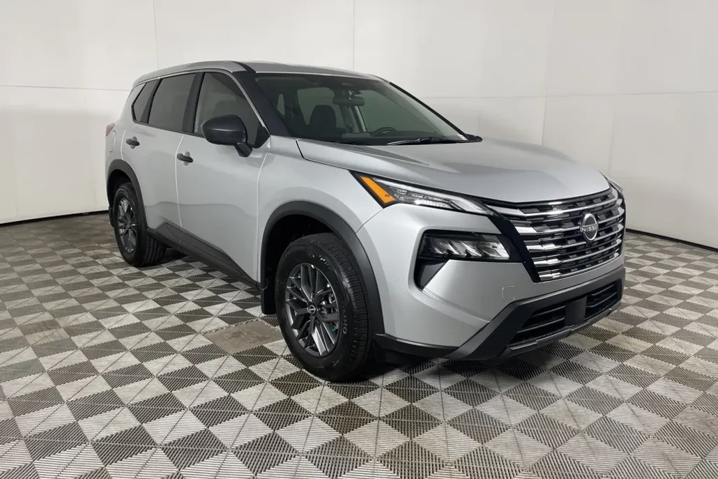 2025 Nissan Rogue S photo 1