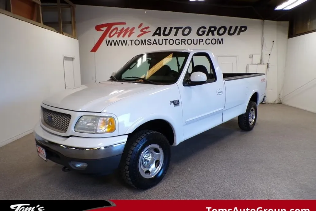 2003 Ford F-150 XLT photo 1