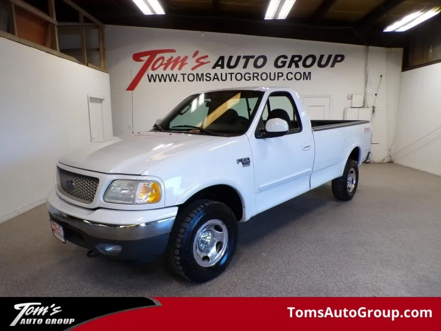 2003 Ford F-150 XLT photo 1