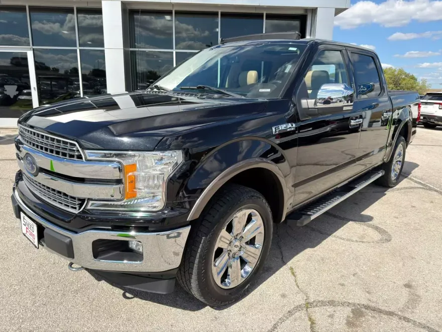 2020 Ford F-150 Lariat photo 1