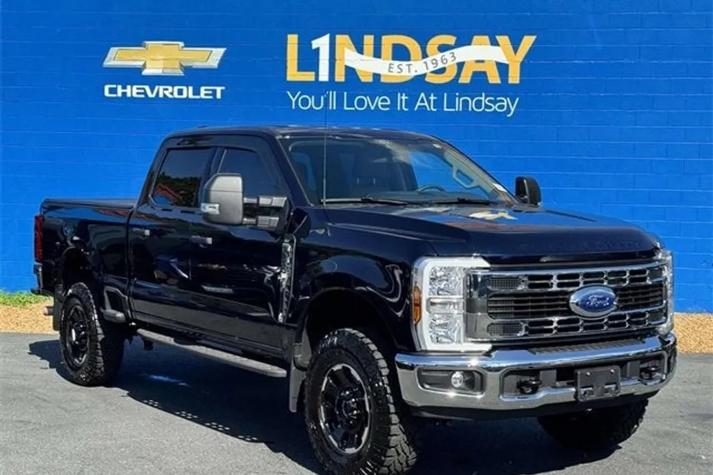 2025 Ford F-250 XLT photo 1