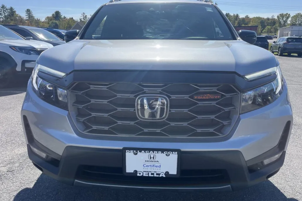 2023 Honda Passport TrailSport photo 1