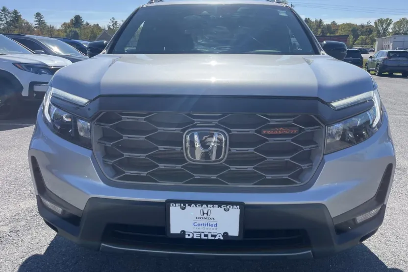 2023 Honda Passport TrailSport photo 1