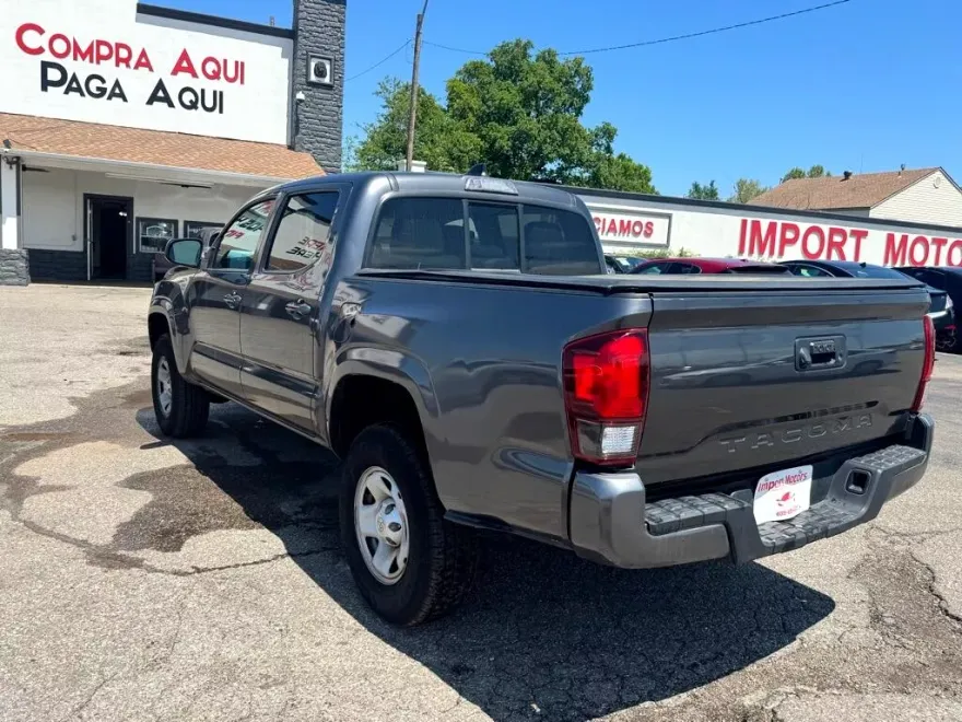2021 Toyota Tacoma SR5 Double Cab photo 4