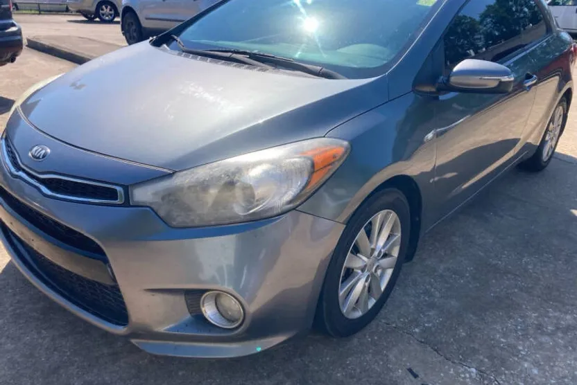 2016 Kia Forte Koup EX photo 1