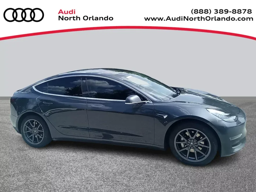 2018 Tesla Model 3 Long Range photo 1