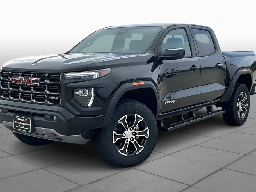 2025 Gmc Canyon AT4 photo 1