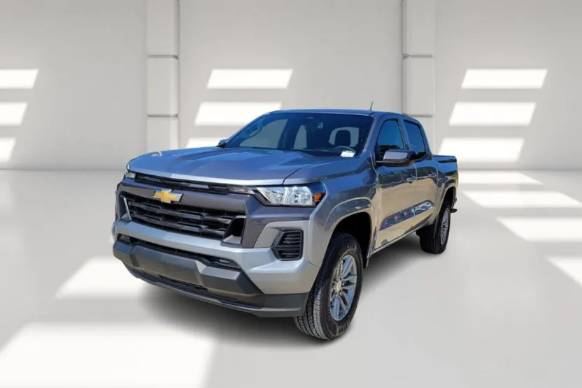 2026 Chevrolet Colorado LT photo 1