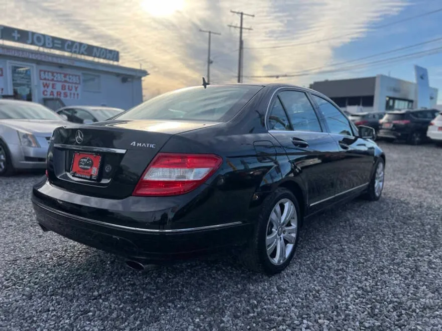 2011 Mercedes Benz C 300 Sport 4MATIC photo 1