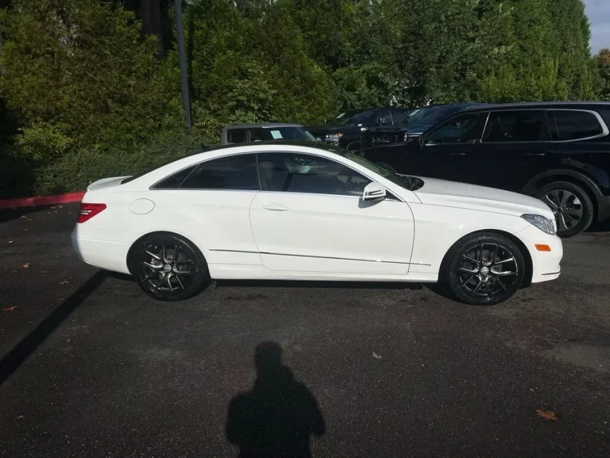 2013 Mercedes Benz E 350 Coupe photo 1