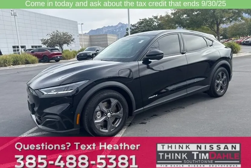 2021 Ford Mustang Mach-E Select photo 1