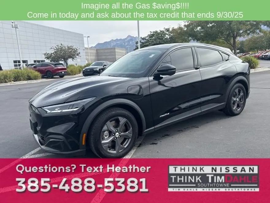 2021 Ford Mustang Mach-E Select photo 1
