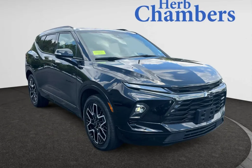 2023 Chevrolet Blazer RS photo 1