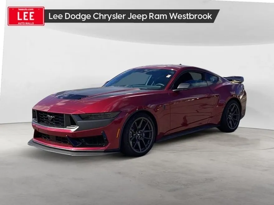 2025 Ford Mustang Dark Horse photo 1
