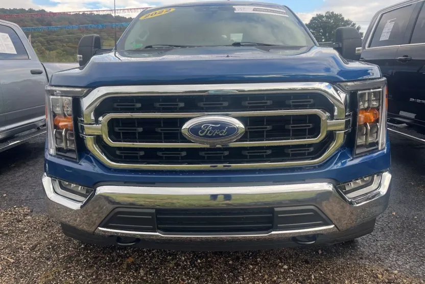 2022 Ford F-150 XLT photo 1