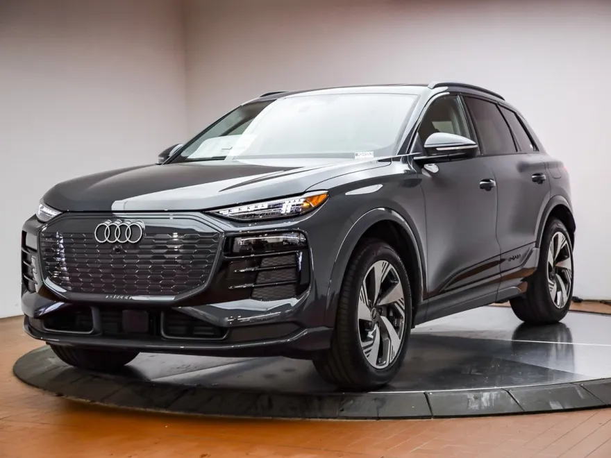 2025 Audi Q6 E-tron Premium Plus photo 1