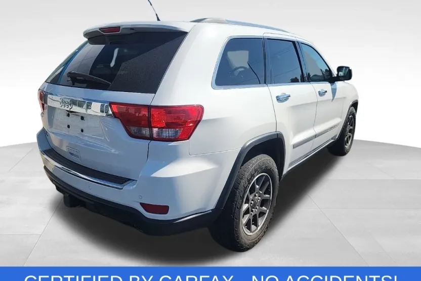 2013 Jeep Grand Cherokee Limited photo 1