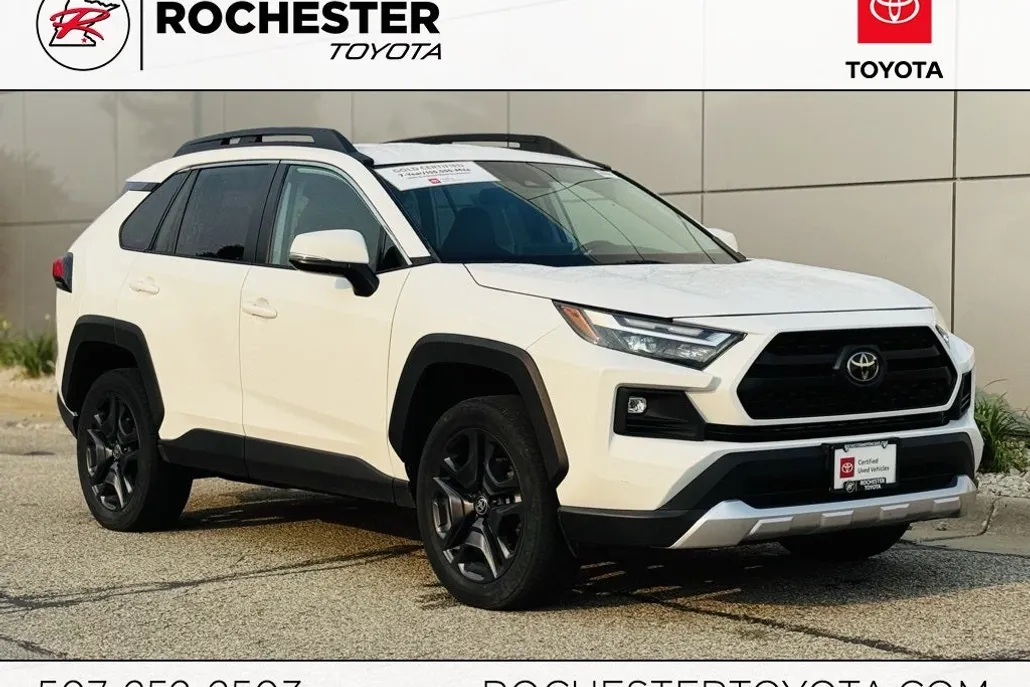 2022 Toyota RAV4 Adventure photo 1