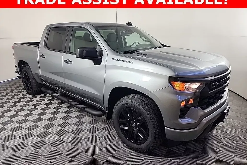 2025 Chevrolet Silverado 1500 Custom photo 1