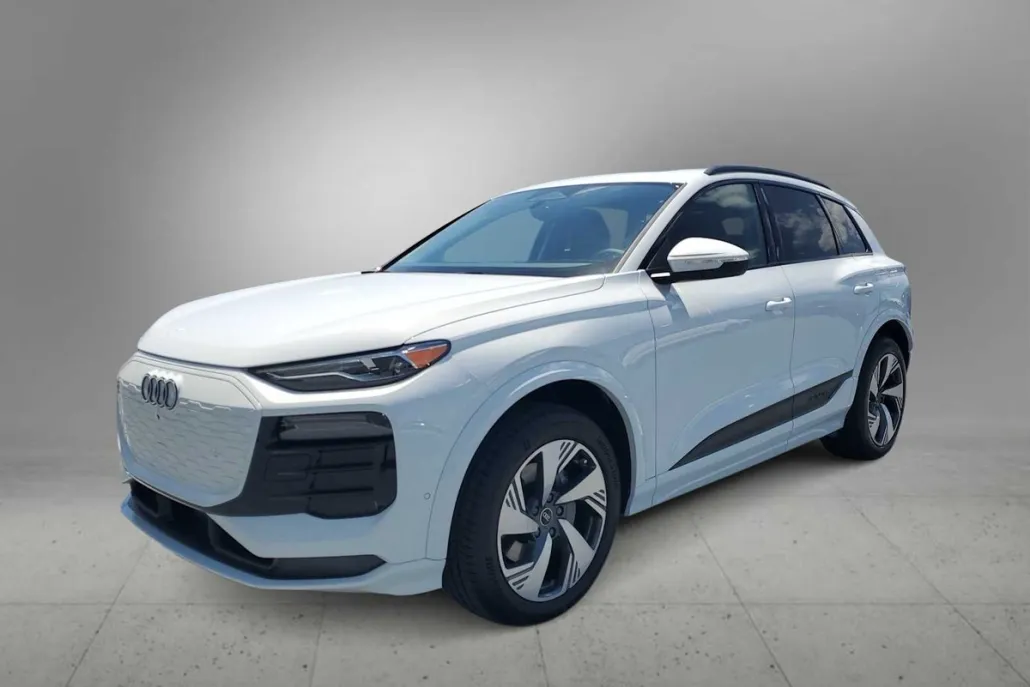 2025 Audi Q6 E-tron Premium photo 1