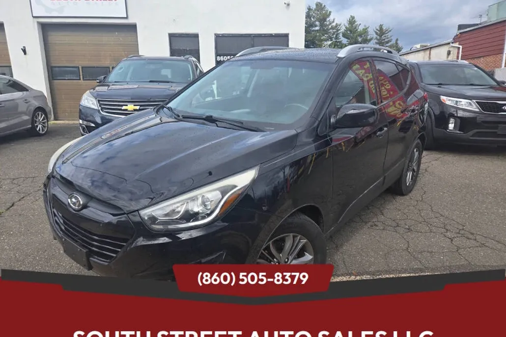 2015 Hyundai Tucson SE photo 1