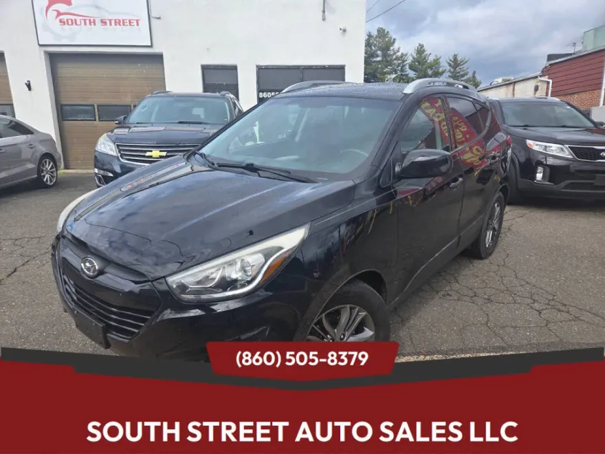 2015 Hyundai Tucson SE photo 1