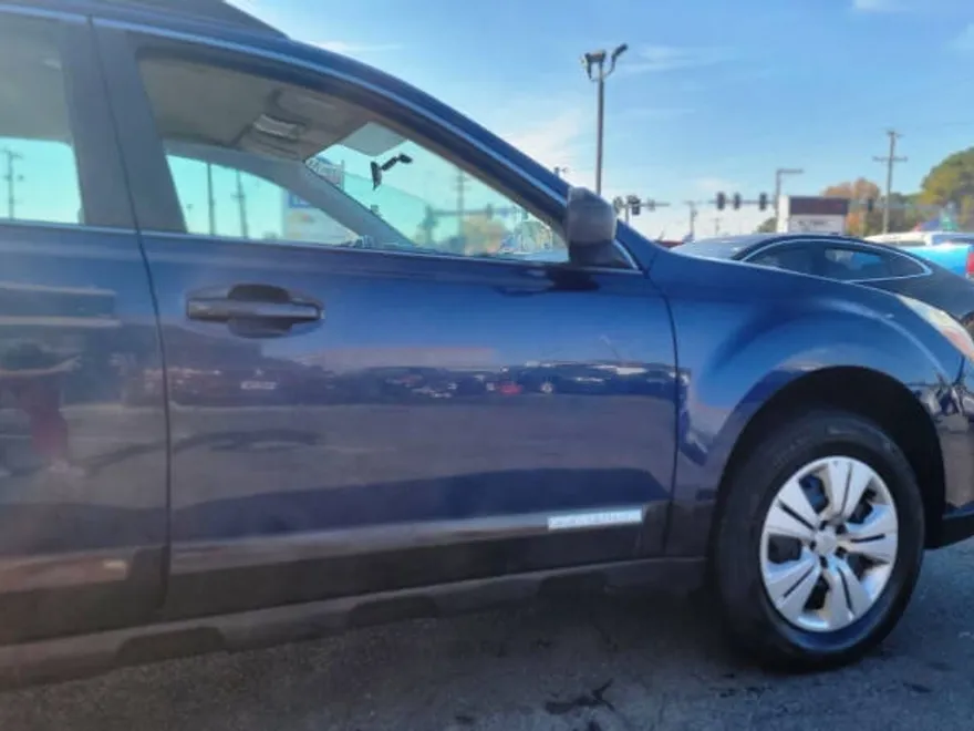 2010 Subaru Outback Base photo 1