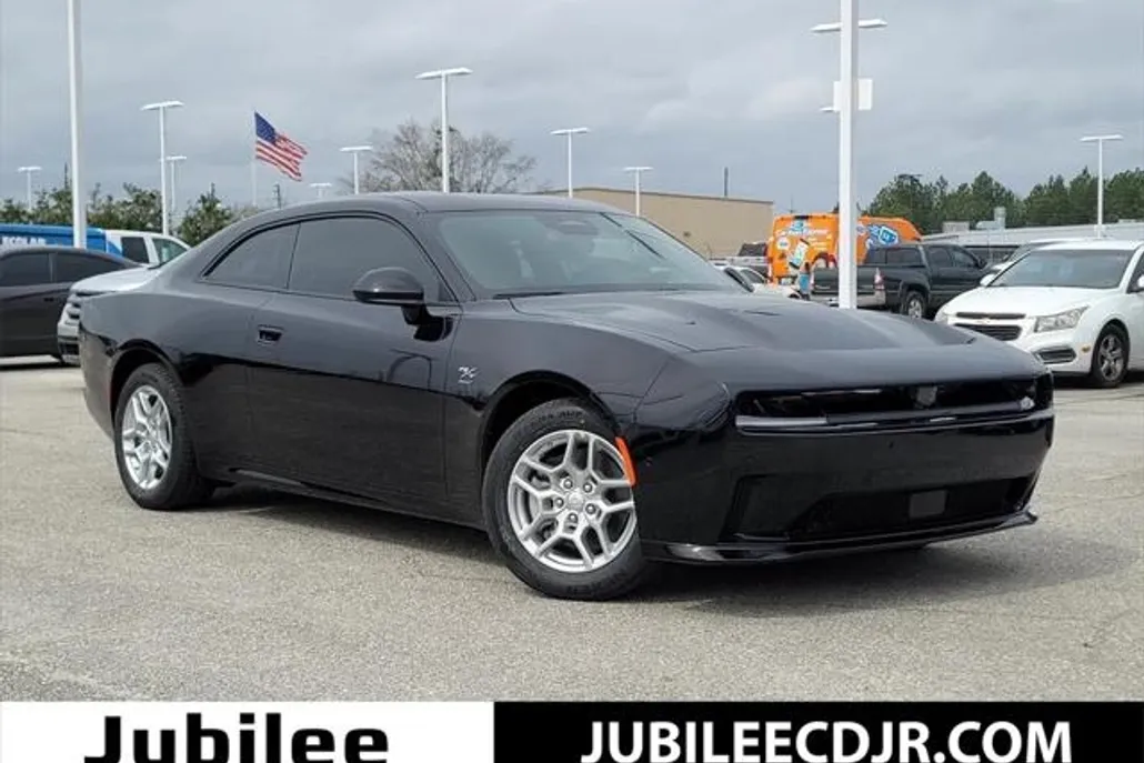 2025 Dodge Charger R/T photo 1