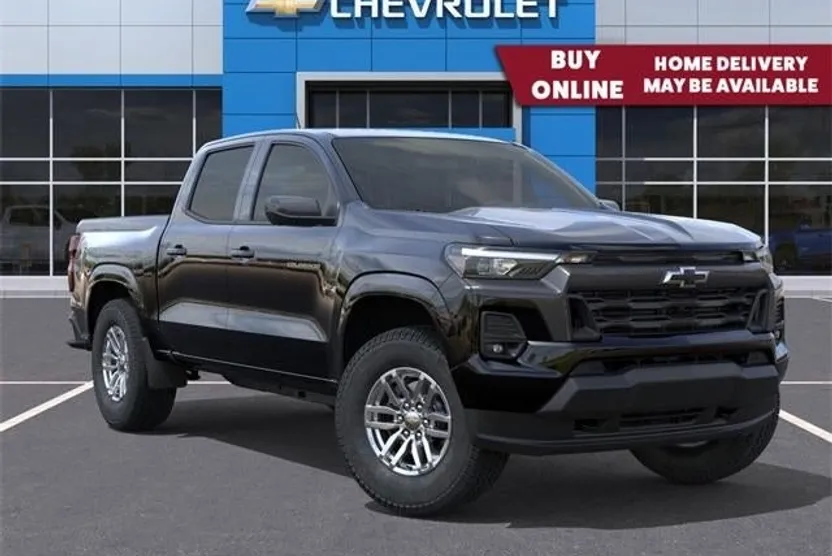 2026 Chevrolet Colorado LT photo 1