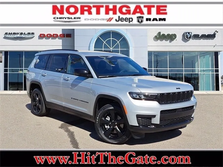 2025 Jeep Grand Cherokee Altitude photo 1